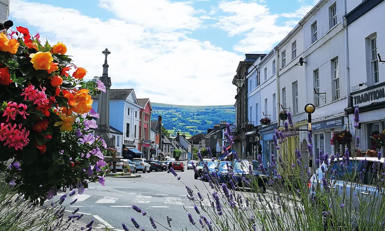Crickhowell